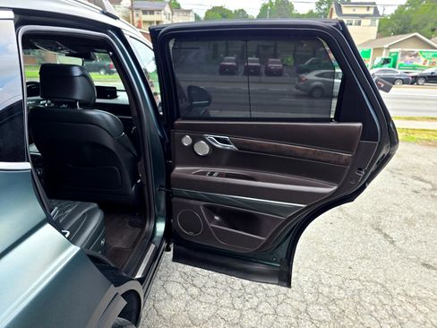 Used 2022 Genesis GV80 3.5T w/ Prestige Matte Package 08 image 18