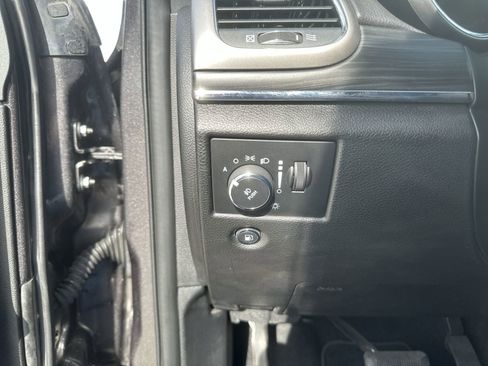 Used 2021 Jeep Grand Cherokee Limited AWD/4WD image 18