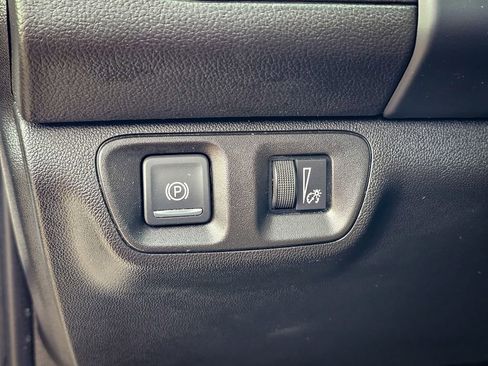 Used 2020 GMC Acadia Denali w/ Trailering Package image 17