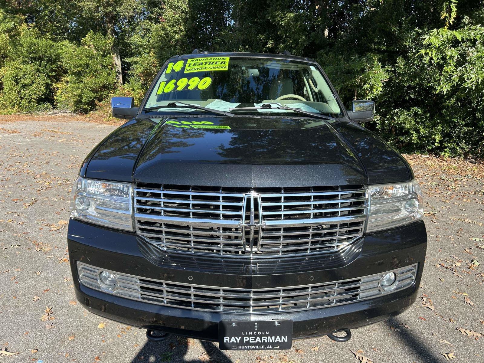 Used 2014 Lincoln Navigator 2WD image 12