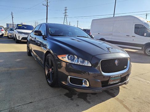 Used 2015 Jaguar XJ R LWB image 4