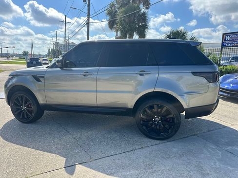 Used 2017 Land Rover Range Rover Sport Supercharged AWD/4WD image 5
