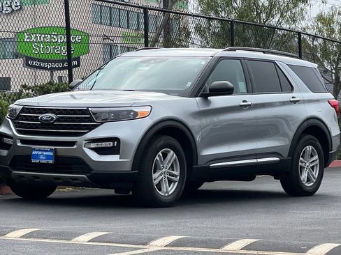 Certified 2024 Ford Explorer XLT w/ Equipment Group 202A image 10