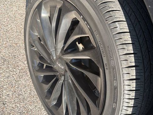 Used 2023 Lincoln Aviator Reserve w/ Equipment Group 201A image 16