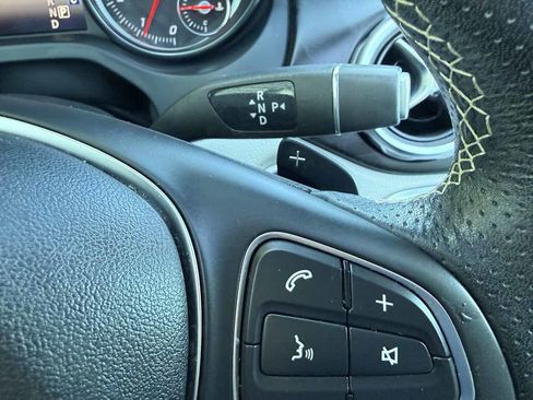 Used 2018 Mercedes-Benz GLA 250 4MATIC image 29