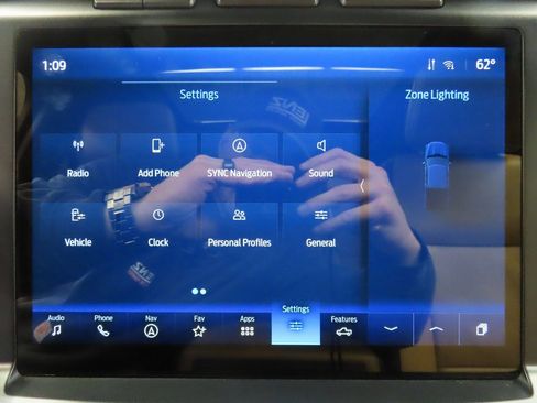 Used 2021 Ford F150 Lariat w/ Equipment Group 502A High image 27