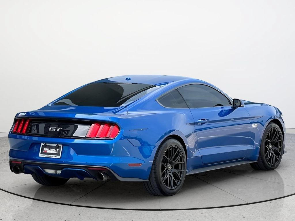 Used 2017 Ford Mustang GT Premium w/ GT Performance Package RWD image 2