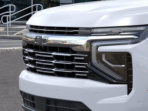 New 2026 Chevrolet Suburban Premier AWD/4WD image 13
