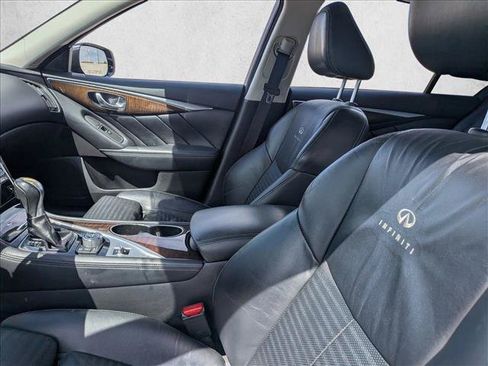 Used 2014 INFINITI Q50 w/ Deluxe Touring Package RWD image 14