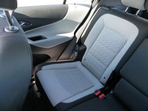 Used 2023 Chevrolet Equinox LS w/ LS Convenience Package image 12