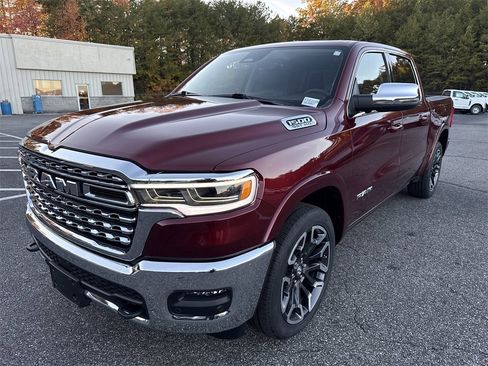 Used 2025 RAM 1500 Limited image 3