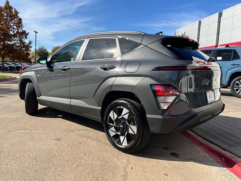 Used 2025 Hyundai Kona SEL image 8