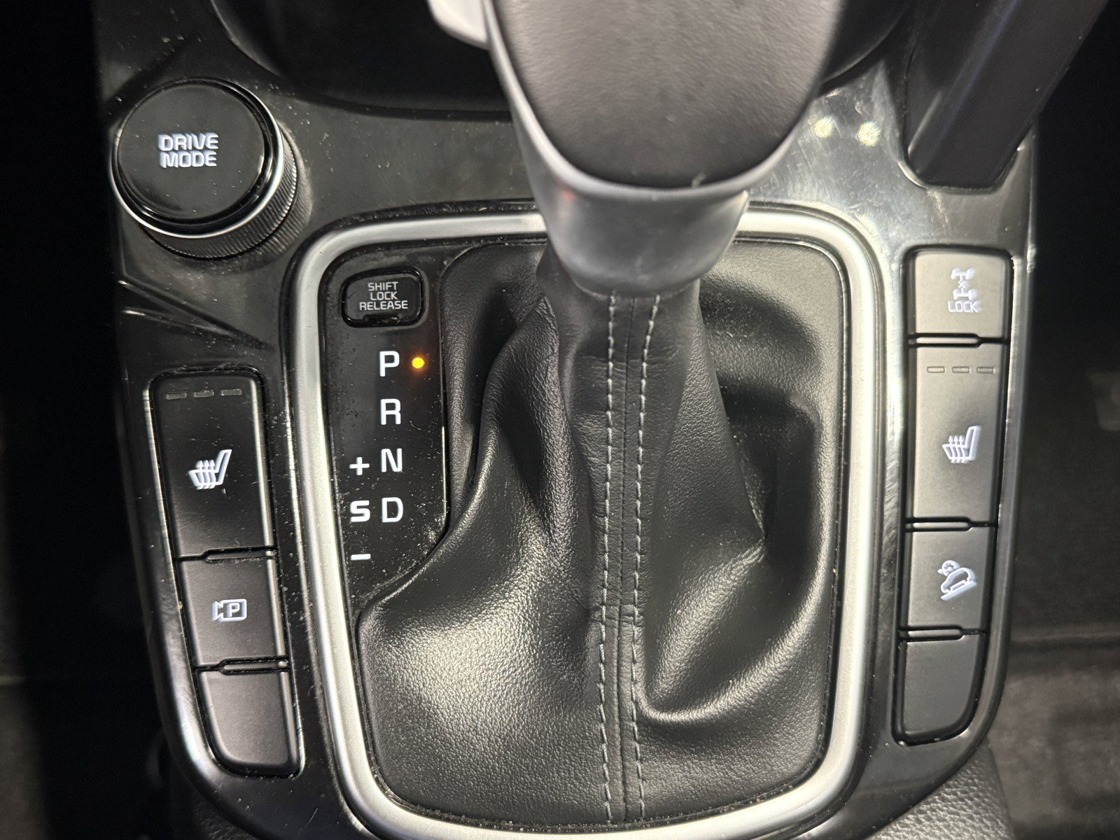 Used 2024 Kia Seltos S AWD/4WD image 17