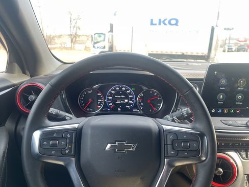 Used 2025 Chevrolet Blazer RS image 21