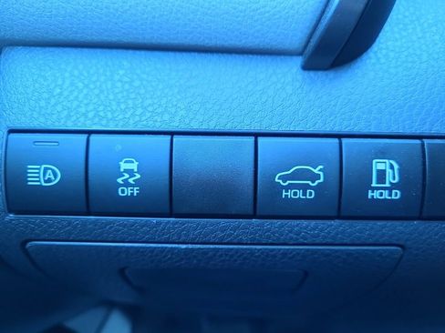 Used 2023 Toyota Camry LE FWD image 18