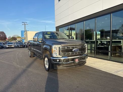 Used 2025 Ford F350 XLT w/ 360-Degree Camera Package AWD/4WD image 1