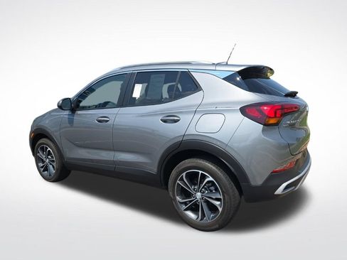 Used 2023 Buick Encore GX Select w/ Safety Package II AWD/4WD image 5