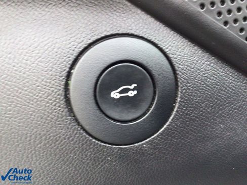 Used 2021 Chevrolet Camaro SS image 14