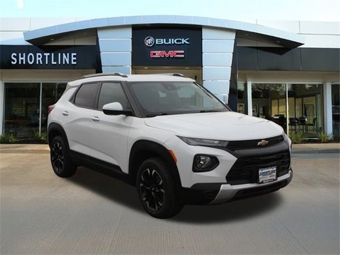 Used 2023 Chevrolet TrailBlazer LT w/ Convenience Package image 5