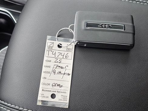 New 2025 Jeep Grand Cherokee Laredo X w/ Luxury Tech Group I image 30