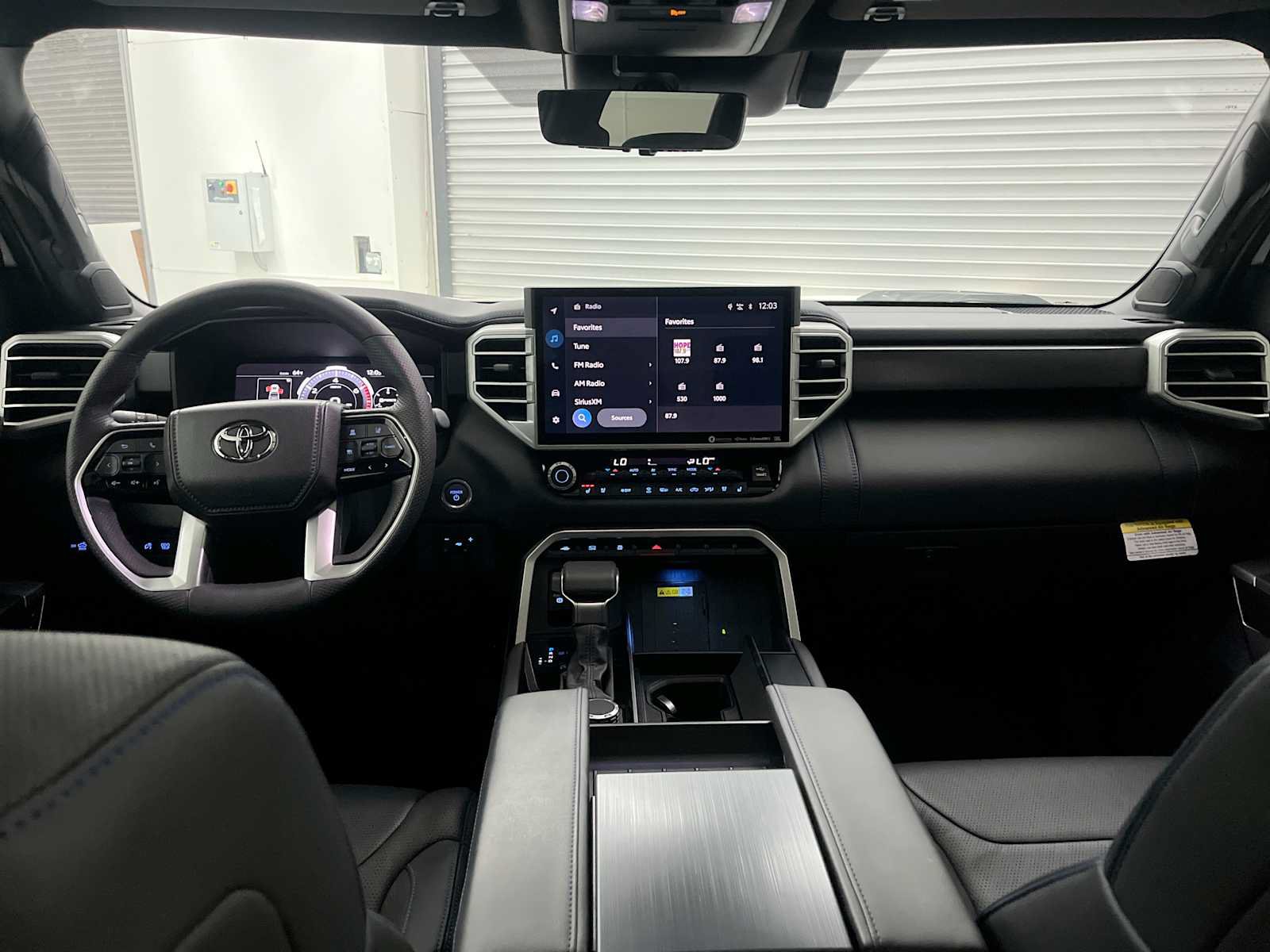 Used 2022 Toyota Tundra Platinum AWD/4WD image 10