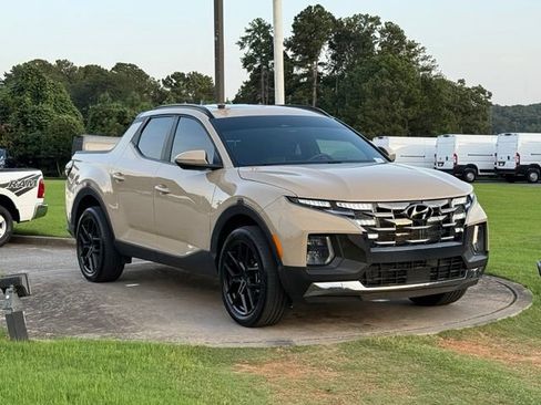 Used 2024 Hyundai Santa Cruz Limited AWD/4WD image 9