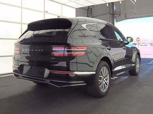 Used 2025 Genesis GV80 2.5T Standard AWD/4WD image 2