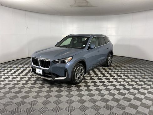 Certified 2023 BMW X1 xDrive28i w/ Convenience Package image 5