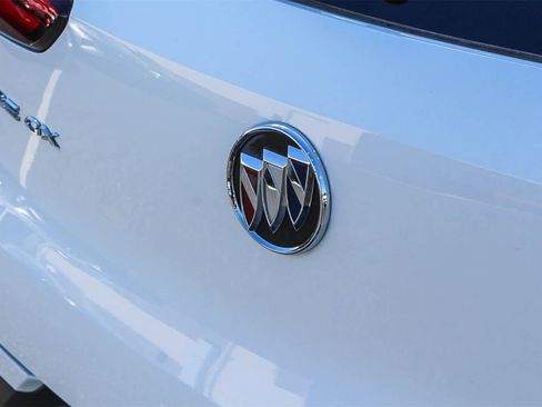 Used 2023 Buick Encore GX Select image 11