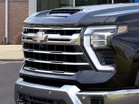New 2026 Chevrolet Silverado 2500 LTZ w/ LTZ Plus Package AWD/4WD image 13
