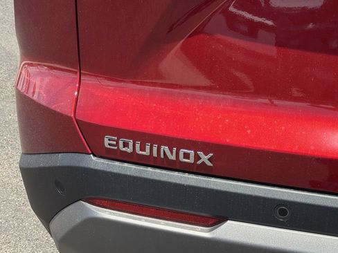 New 2026 Chevrolet Equinox LT w/ Safety and Technology Package FWD image 21
