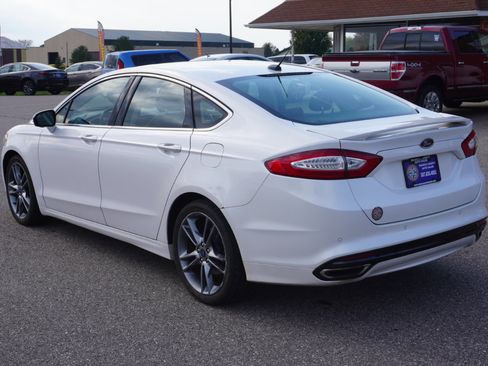 Used 2014 Ford Fusion Titanium image 3