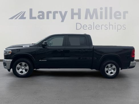 Used 2025 RAM 1500 Big Horn image 2