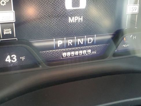 Used 2022 RAM 1500 Laramie w/ Sport Appearance Package image 11