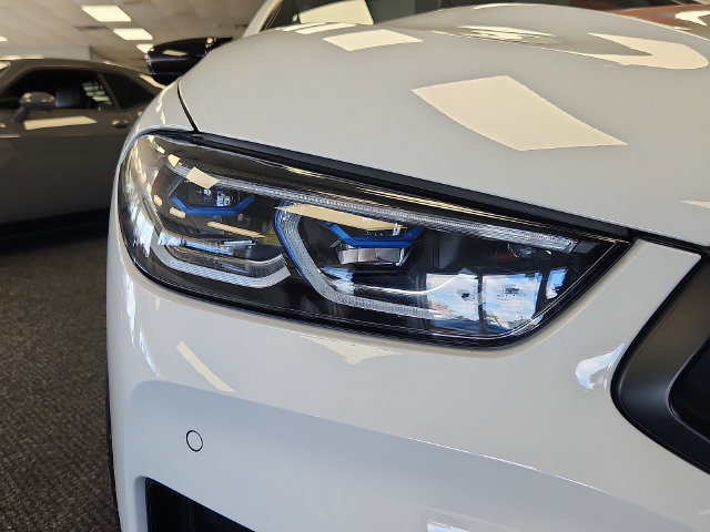 Used 2024 BMW M850i xDrive Convertible w/ M Sport Professional Package AWD/4WD image 9