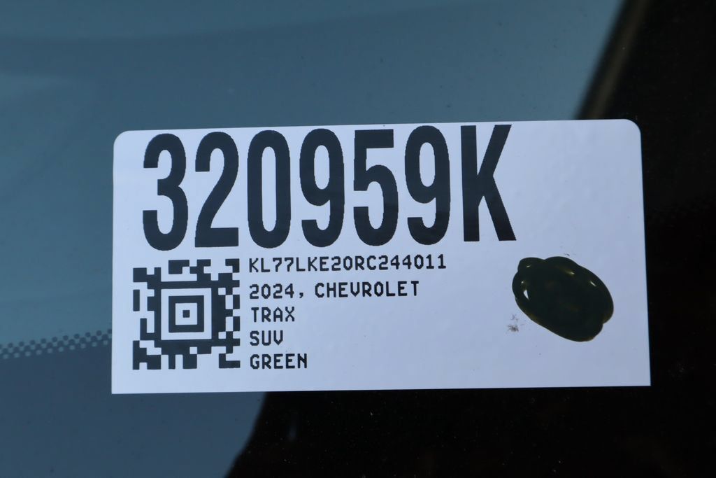 Used 2024 Chevrolet Trax ACTIV FWD image 34