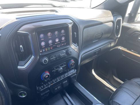 Used 2022 Chevrolet Silverado 3500 High Country w/ Safety Package II AWD/4WD image 16