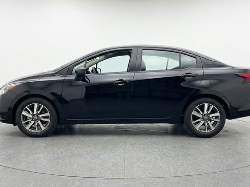 Used 2025 Nissan Versa SV FWD image 5