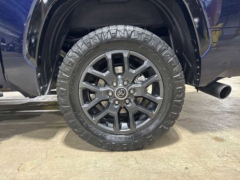 Used 2023 Toyota Tundra Platinum AWD/4WD image 10