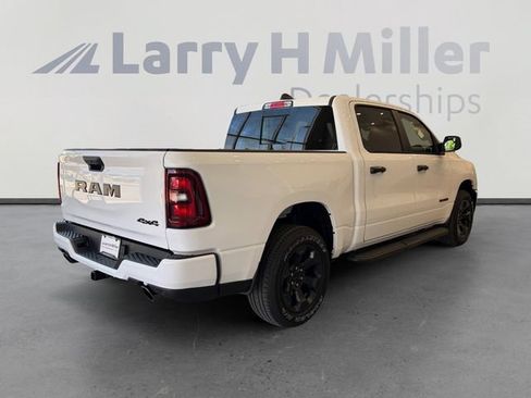 New 2026 RAM 1500 Express AWD/4WD image 5
