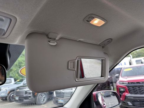 Used 2023 Hyundai Venue SEL w/ Cargo Package FWD image 28
