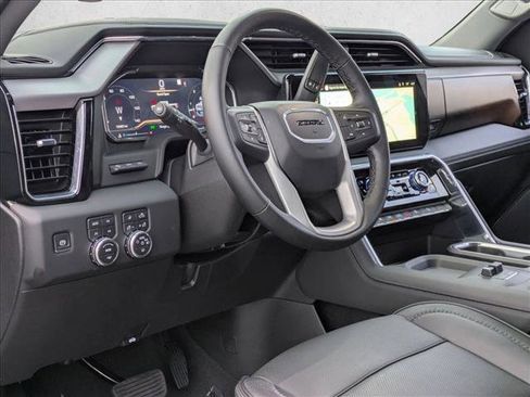 Used 2025 GMC Sierra 3500 Denali w/ Denali Reserve Package image 10