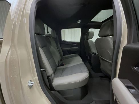 Used 2024 Chevrolet Colorado ZR2 w/ Technology Package image 18