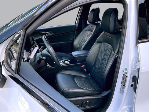 Used 2024 Kia Sportage X-Pro Prestige AWD/4WD image 8