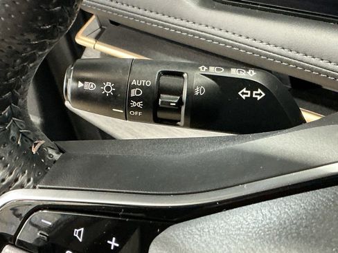 Used 2024 Nissan Ariya FWD image 22