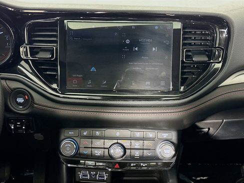 Used 2023 Dodge Durango R/T image 37