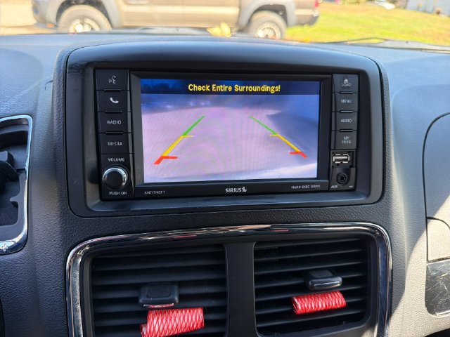 Used 2018 Dodge Grand Caravan SXT w/ Driver Convenience Group FWD image 20