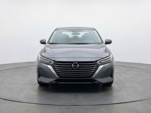 Used 2025 Nissan Sentra S FWD image 2