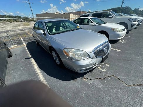 Used 2010 Buick Lucerne CXL FWD image 1