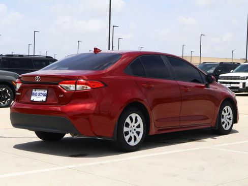 Used 2024 Toyota Corolla LE FWD image 4